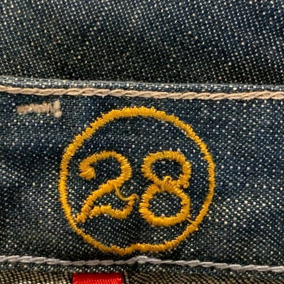 Earnest Sewn Women's Low Rise Classic 5 Pocket Mini Flare Jeans Size 28 - Picture 6 of 16